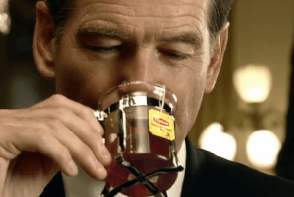 POST PRODUCTION - REEPOST : PUBLICITÉ LIPTON - JAMES BOND